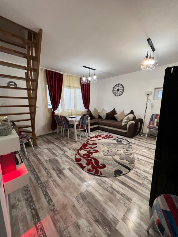 Zizi'S House Garii Apartment Brasov Luaran gambar